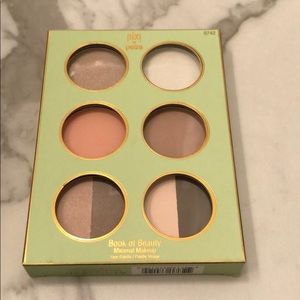 Pixi by Petra Face Palette